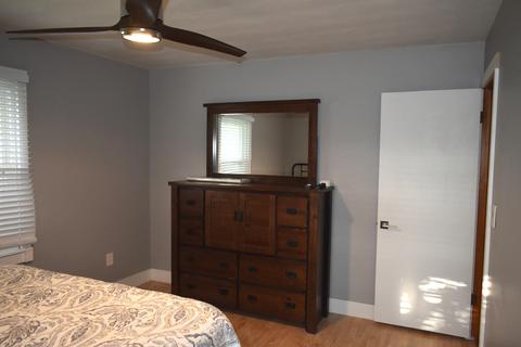 647 E 3rd St, El Paso, IL 61738 photo 13