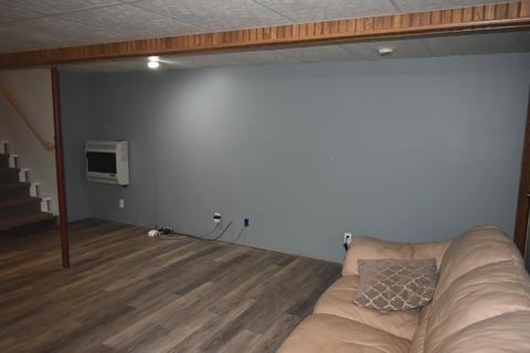 647 E 3rd St, El Paso, IL 61738 photo 22
