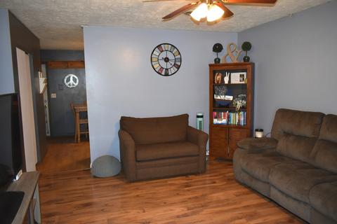 503 Eastern Dr, Gridley, IL 61744 photo 5