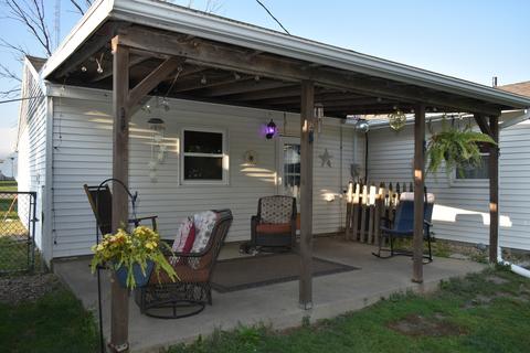 503 Eastern Dr, Gridley, IL 61744 photo 21
