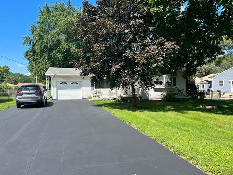 892 Foran Ln, Aurora, IL 60506 photo 2