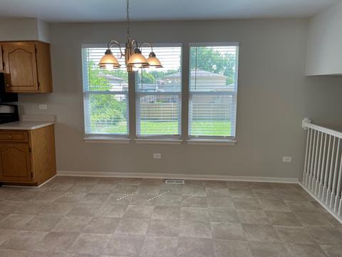 15733 Spaulding Ave, Markham, IL 60428 photo 4