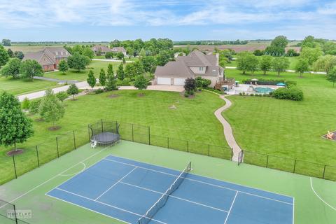 2017 Devonshire Ct, Oswego, IL 60543 photo 7