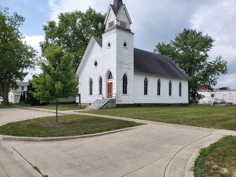 116 N Main St, Gilman, IL 60938