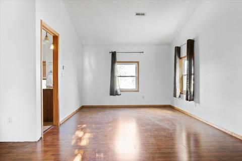 404 S Clinton St, Mclean, IL 61754 photo 18
