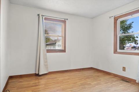404 S Clinton St, Mclean, IL 61754 photo 11