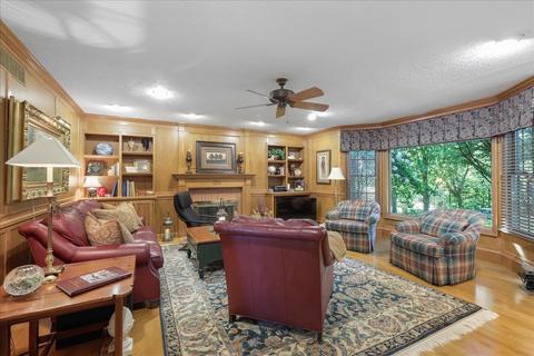 909 Rhymer Dr, Normal, IL 61761 photo 8