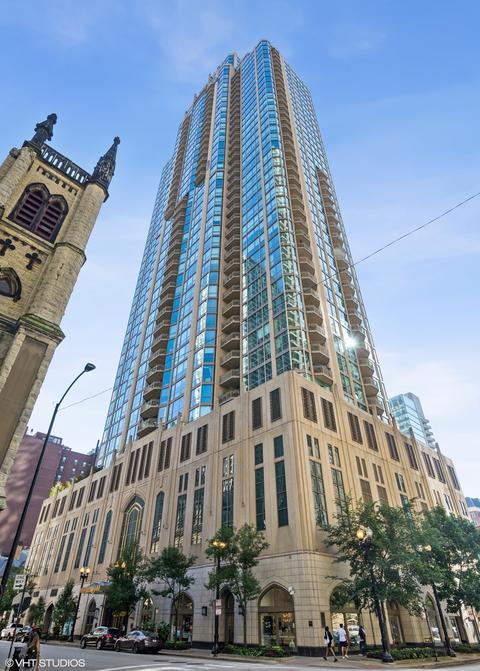 21 E Huron St #1504, Chicago, IL 60611 photo 1