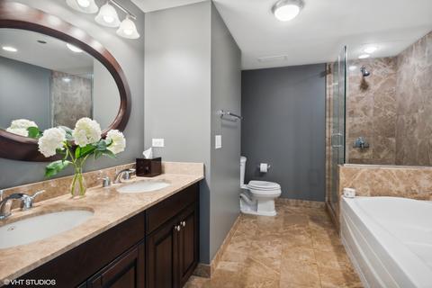 21 E Huron St #1504, Chicago, IL 60611 photo 13
