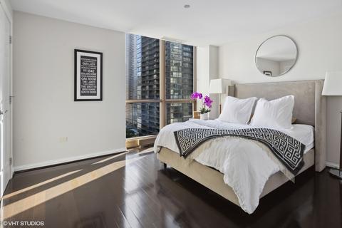 21 E Huron St #1504, Chicago, IL 60611 photo 16