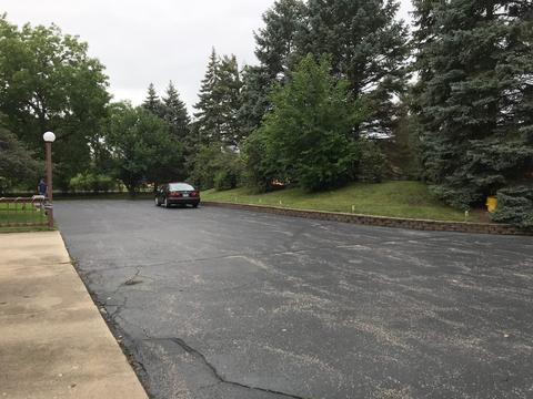 57 S Wolf Rd, Wheeling, IL 60090 photo 3