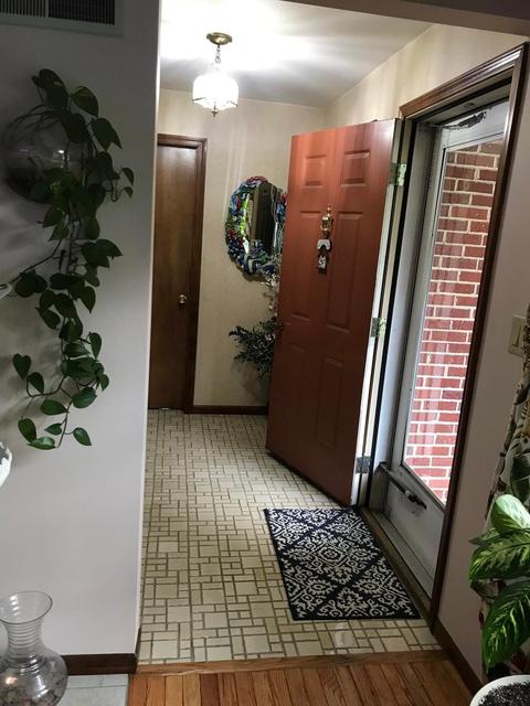 57 S Wolf Rd, Wheeling, IL 60090 photo 12