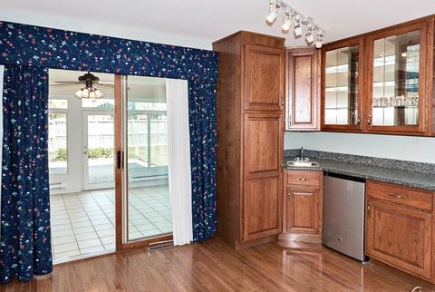 57 S Wolf Rd, Wheeling, IL 60090 photo 16