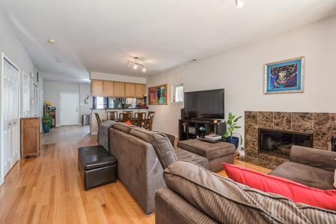 436 E Bowen Ave #A, Chicago, IL 60653 photo 3