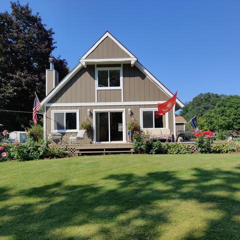 2817 S Riverside Dr, Mchenry, IL 60050 photo 2