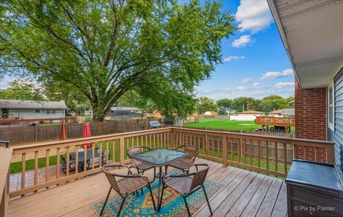 1508 Evergreen St, Holiday Hills, IL 60051 photo 4