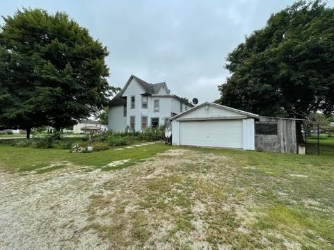 385 E Center St, Sheldon, IL 60966 photo 32