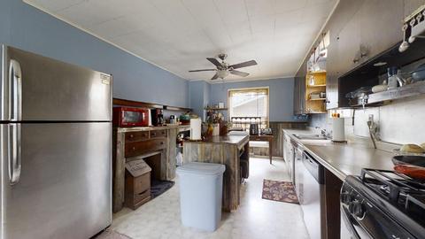 385 E Center St, Sheldon, IL 60966 photo 9