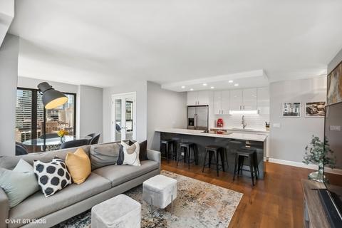 30 E Huron St #2102, Chicago, IL 60611 photo 8