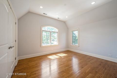 3016 Harrison St, Glenview, IL 60025 photo 14