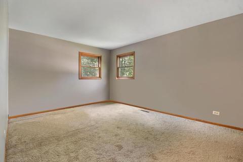 2801 Henzada Ave, Mchenry, IL 60050 photo 14