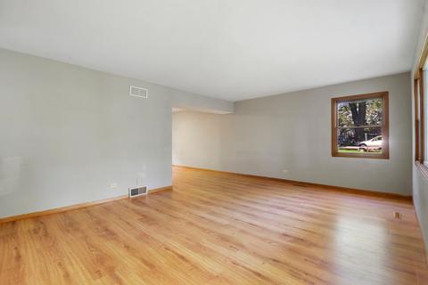 2801 Henzada Ave, Mchenry, IL 60050 photo 2