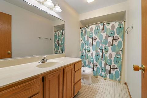 2801 Henzada Ave, Mchenry, IL 60050 photo 13