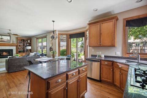 1039 Garner Ave, Wheaton, IL 60187 photo 13