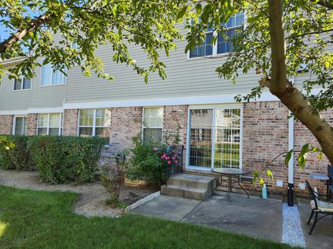 243 Bay Dr, Itasca, IL 60143 photo 5