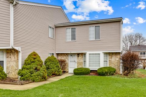 119 S Hale Ave #A, Bartlett, IL 60103 photo 1
