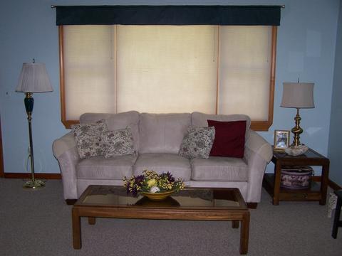 4215 W Crystal Lake Rd, Mchenry, IL 60050 photo 2