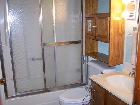 4215 W Crystal Lake Rd, Mchenry, IL 60050 photo 10
