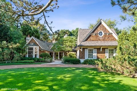 796 E Deerpath Rd, Lake Forest, IL 60045 photo 1