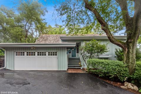 229 Circle Dr, Tower Lakes, IL 60010 photo 1