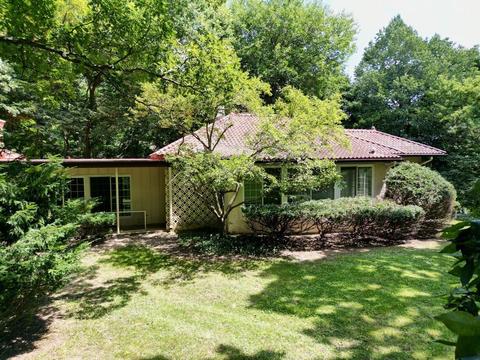 16 River Dr, Cary, IL 60013 photo 1