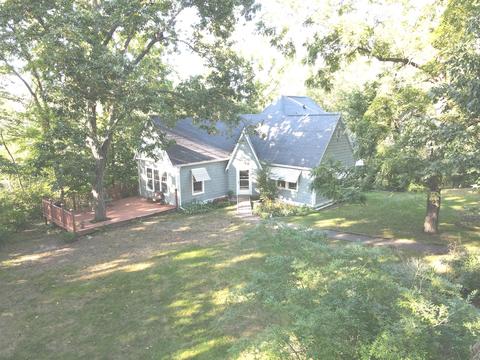 313 Cornwall Dr, Crete, IL 60417 photo 2