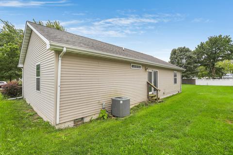 408 E Beardsley Ave, Champaign, IL 61820 photo 26