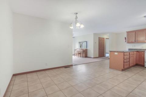 408 E Beardsley Ave, Champaign, IL 61820 photo 14