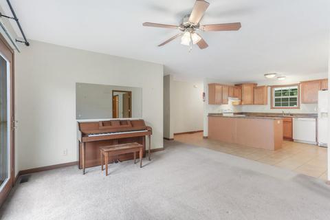 408 E Beardsley Ave, Champaign, IL 61820 photo 8