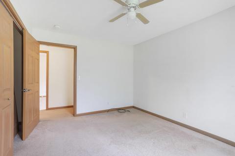 408 E Beardsley Ave, Champaign, IL 61820 photo 22