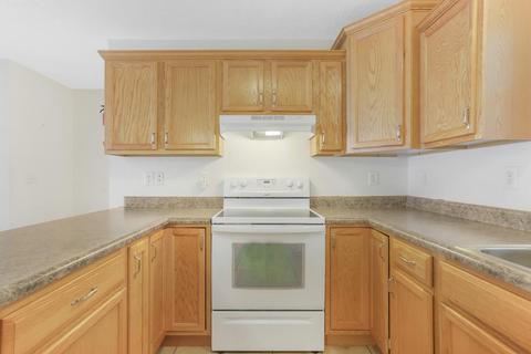 408 E Beardsley Ave, Champaign, IL 61820 photo 11
