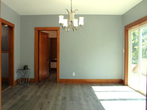 937 Augusta Ave, Elgin, IL 60120 photo 8