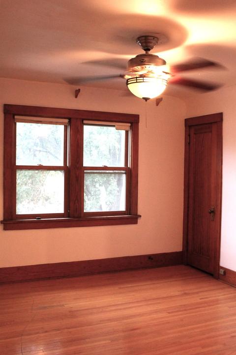937 Augusta Ave, Elgin, IL 60120 photo 16