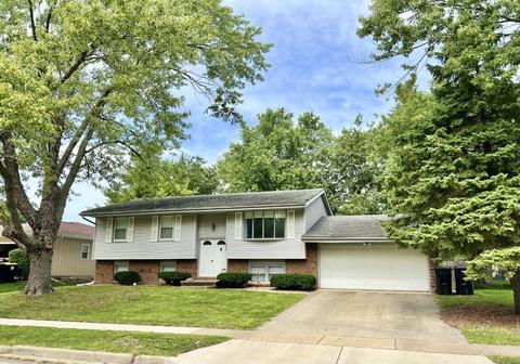 1604 Tompkins Dr, Normal, IL 61761 photo 1