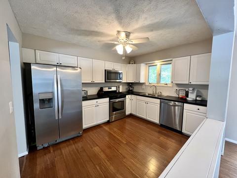 1604 Tompkins Dr, Normal, IL 61761 photo 6