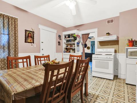 652 E Jackson St, Joliet, IL 60432 photo 7