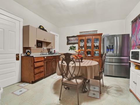 652 E Jackson St, Joliet, IL 60432 photo 16
