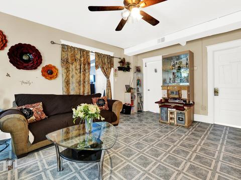 652 E Jackson St, Joliet, IL 60432 photo 19