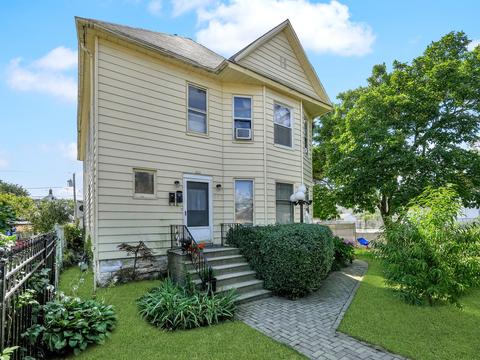 652 E Jackson St, Joliet, IL 60432 photo 1