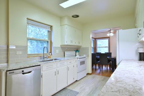 501 E Crescent Ave, Elmhurst, IL 60126 photo 12